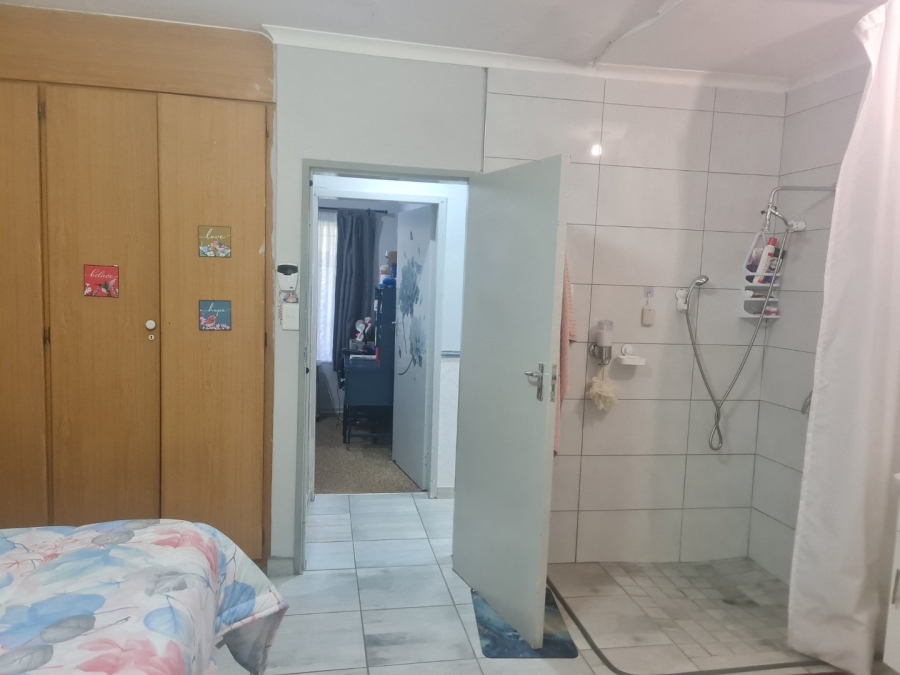 3 Bedroom Property for Sale in Geelhoutpark North West